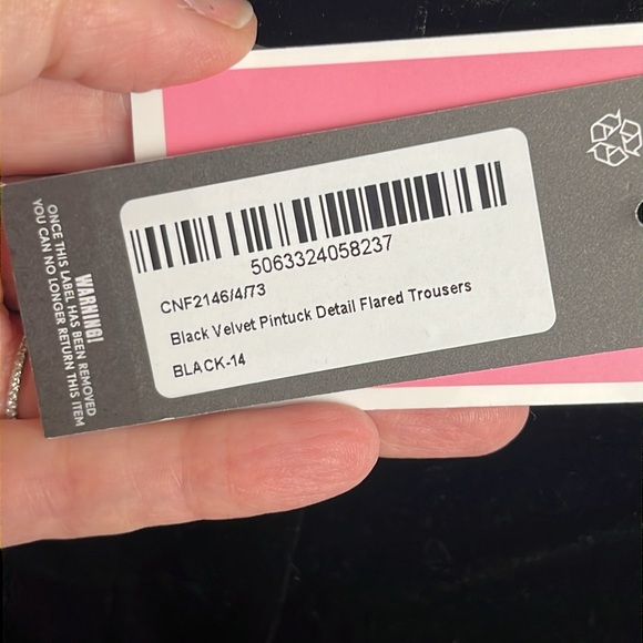 Pretty little thing velvet trousers - Picture 4 of 8